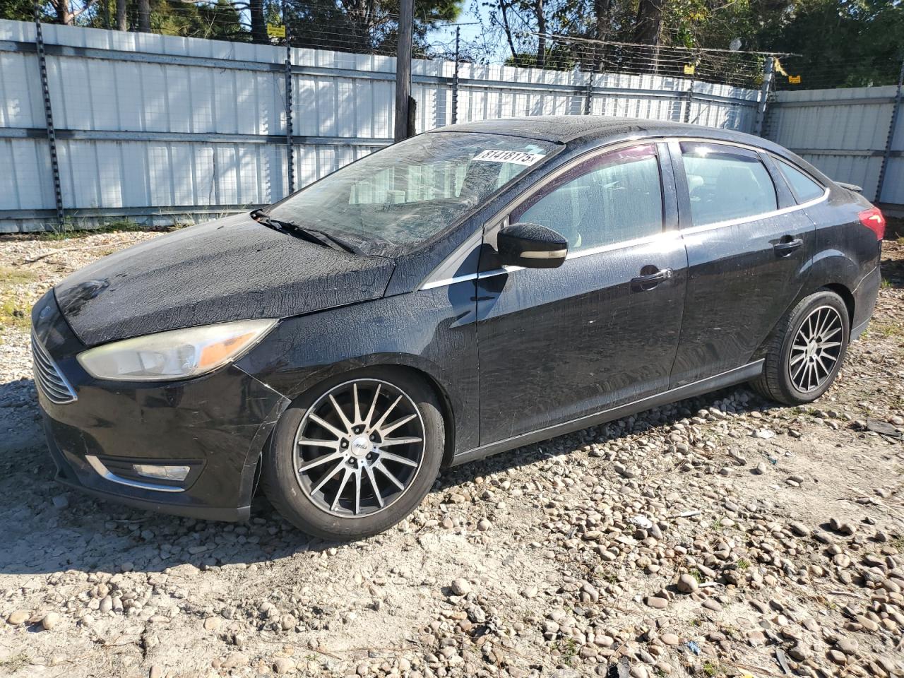 FORD FOCUS TITANIUM 2017