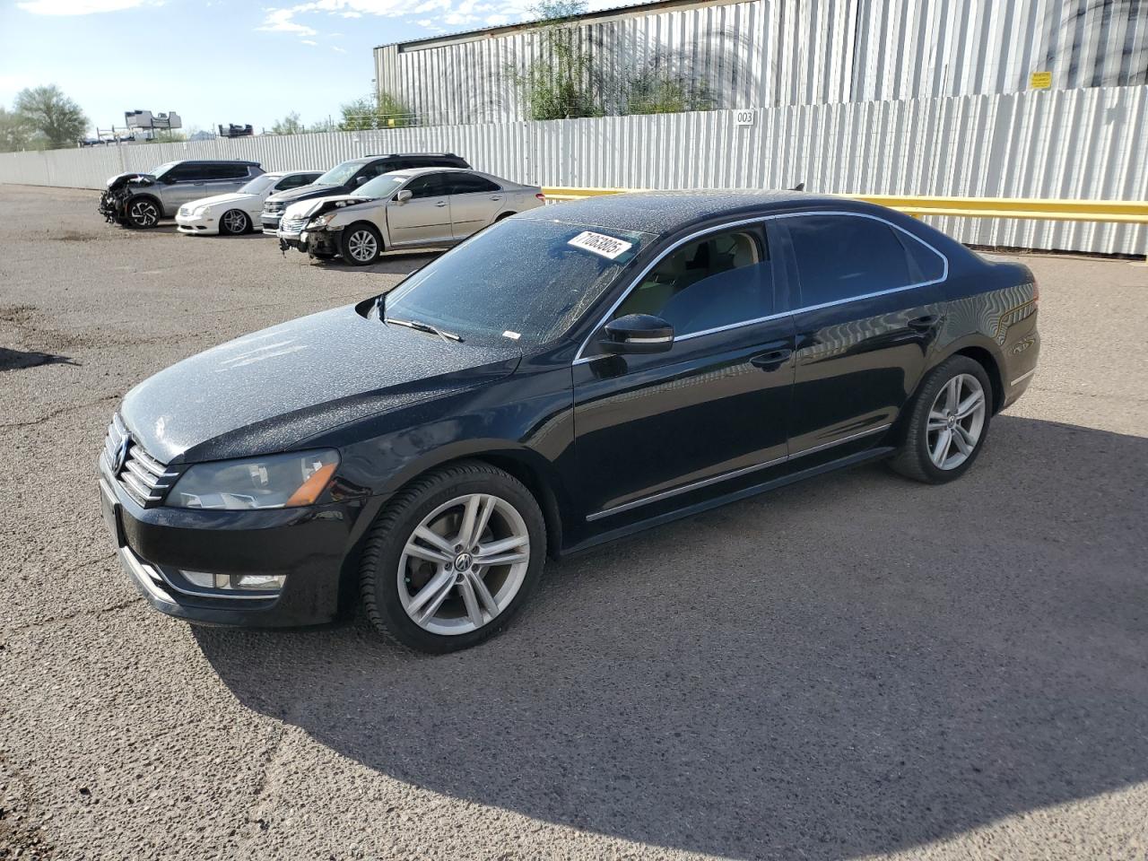 VOLKSWAGEN PASSAT 2013