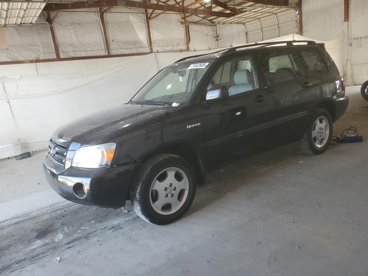 TOYOTA HIGHLANDER 2004