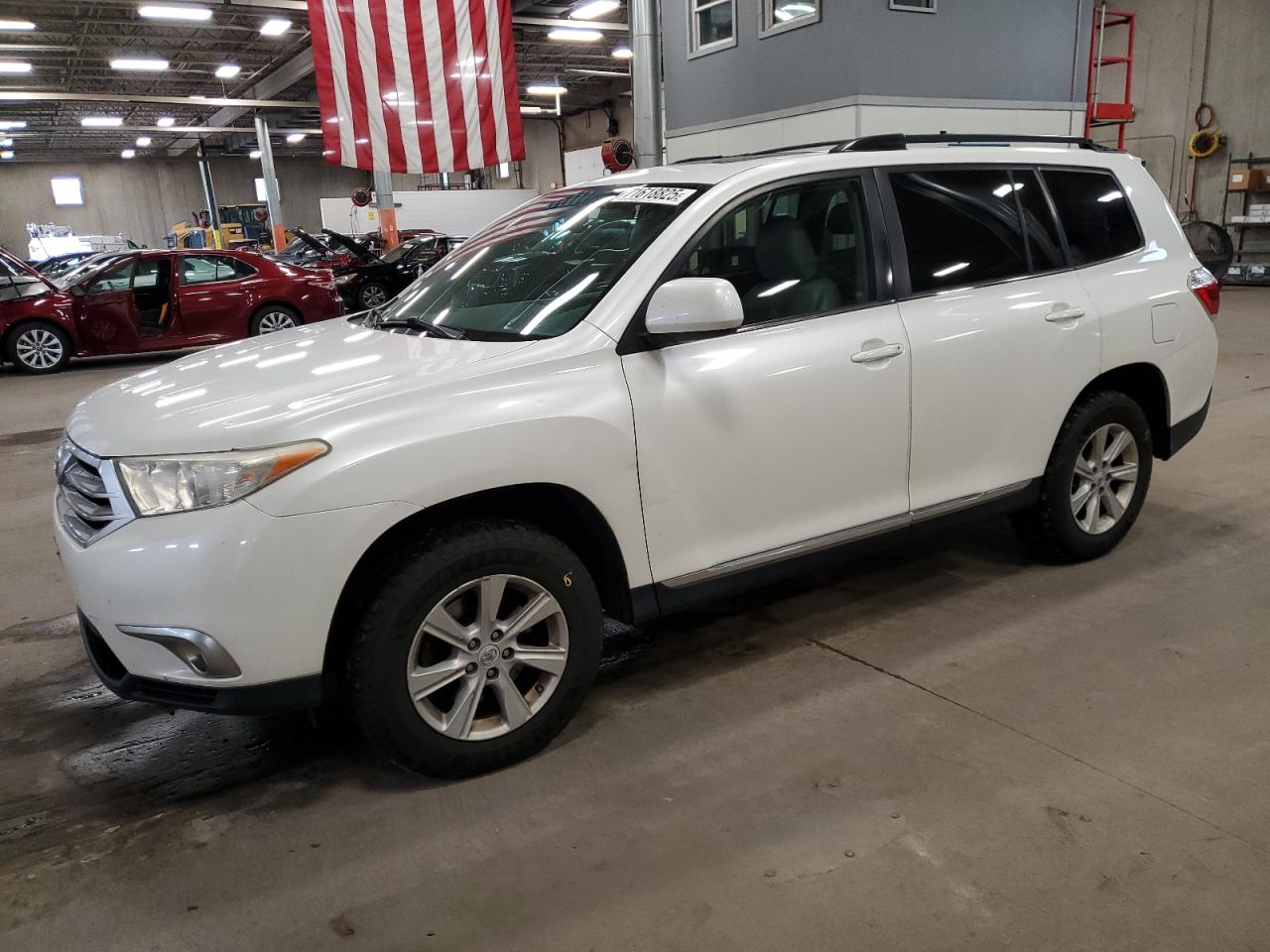 TOYOTA HIGHLANDER 2011