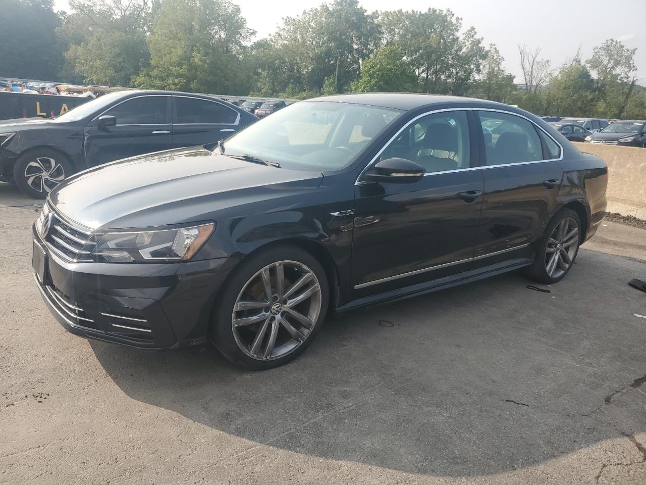 VOLKSWAGEN PASSAT R-L 2017