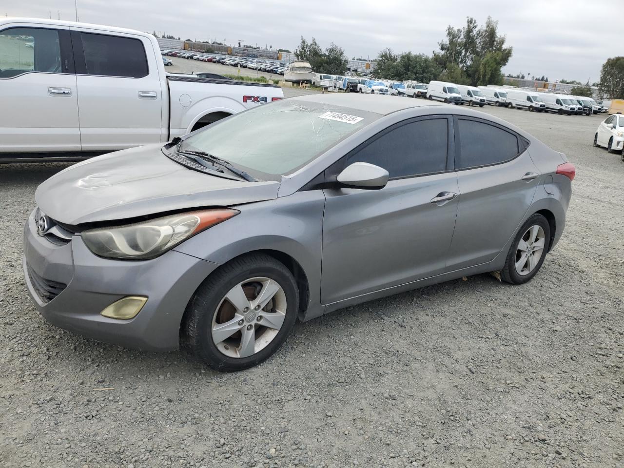 HYUNDAI ELANTRA GL 2012
