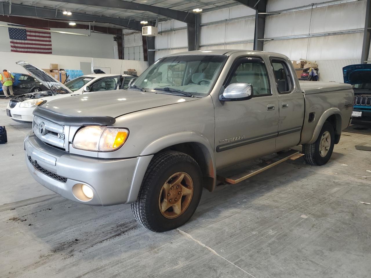 TOYOTA TUNDRA ACC 2003