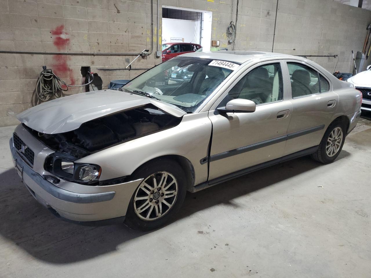 VOLVO S60 2004