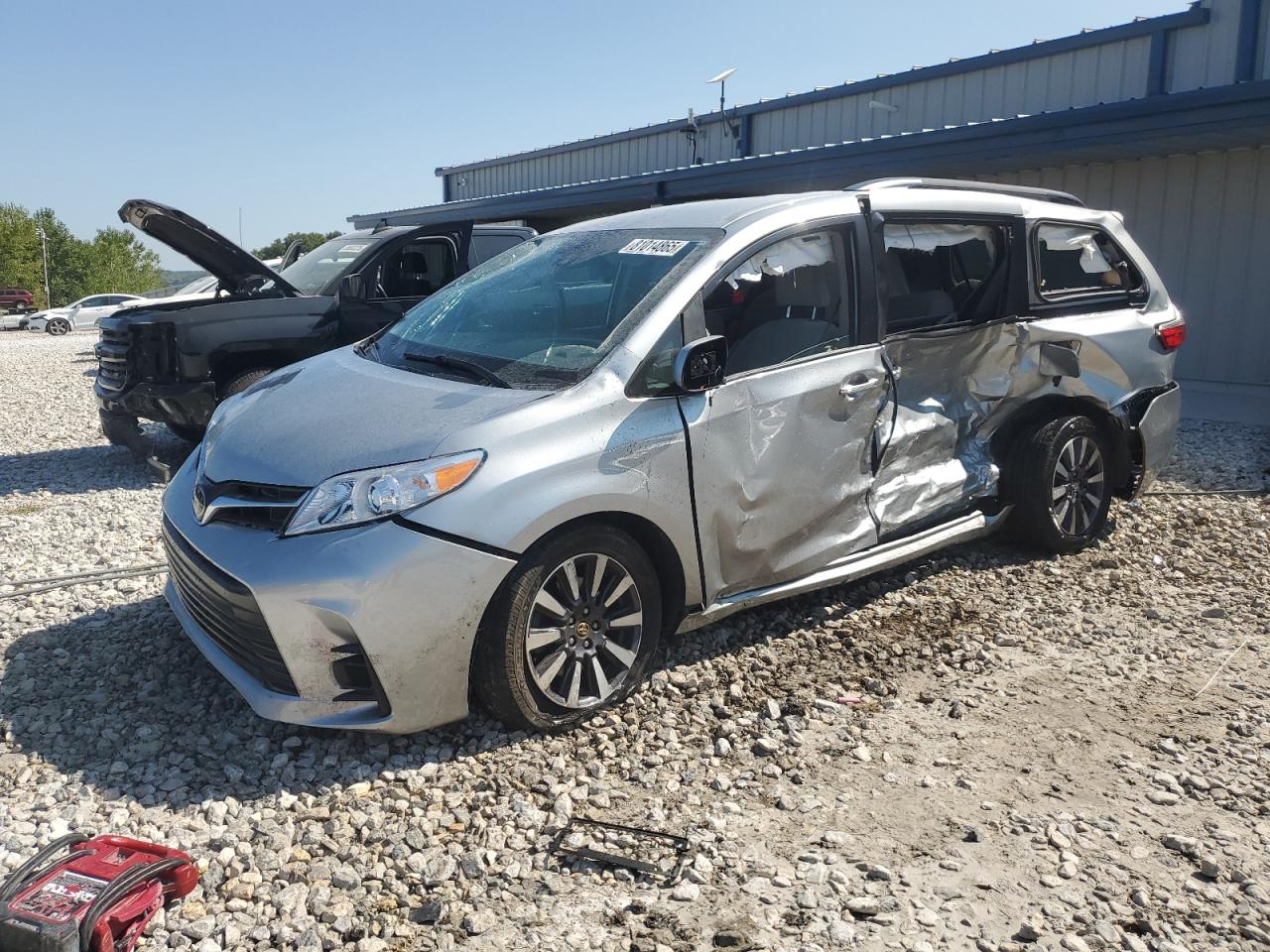 TOYOTA SIENNA LE 2020