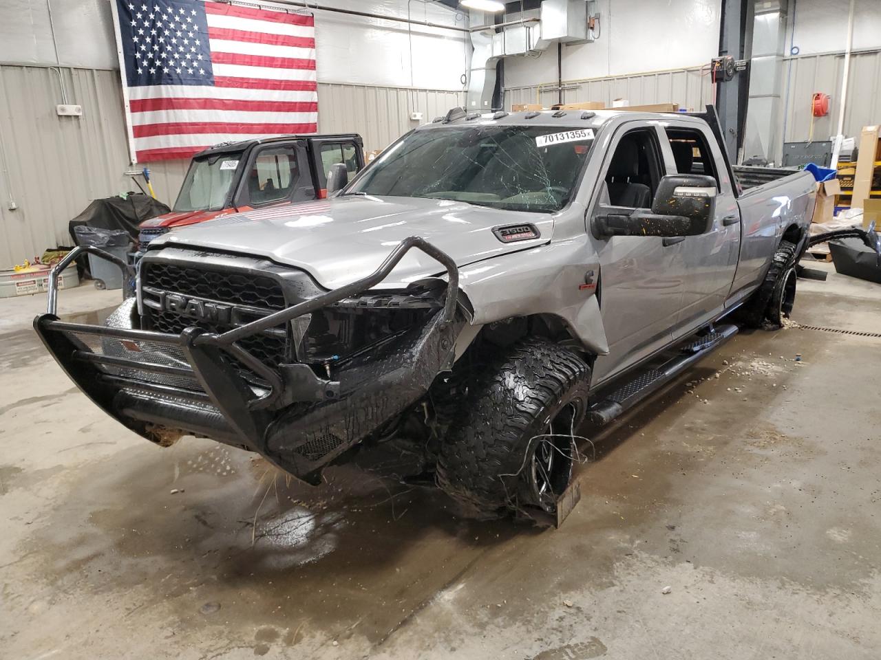 RAM 3500 TRADESMAN 2024