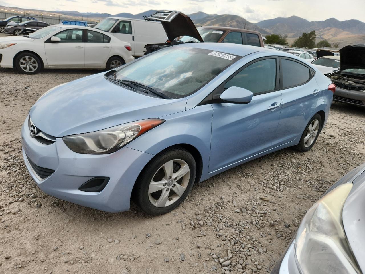 HYUNDAI ELANTRA GL 2011