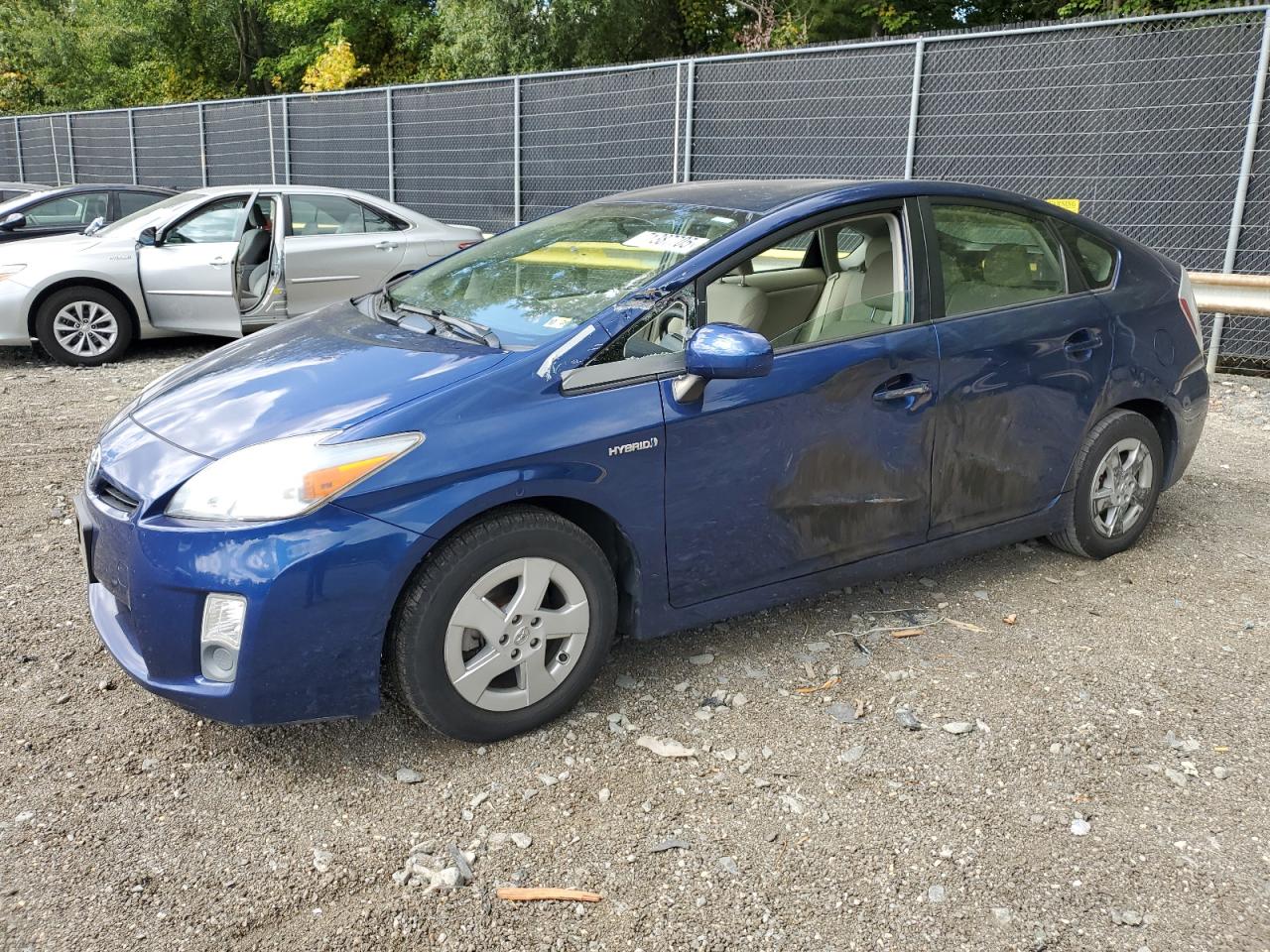 TOYOTA PRIUS 2011