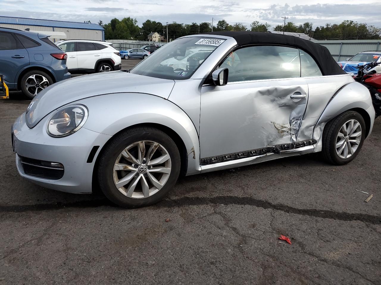 VOLKSWAGEN BEETLE 2014