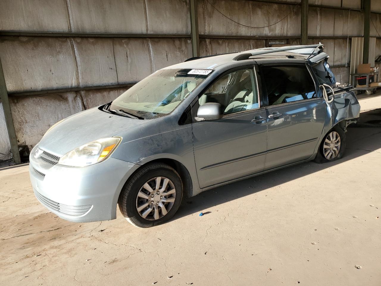 TOYOTA SIENNA CE 2005