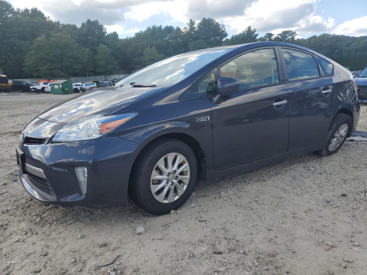 TOYOTA PRIUS PLUG-IN 2013