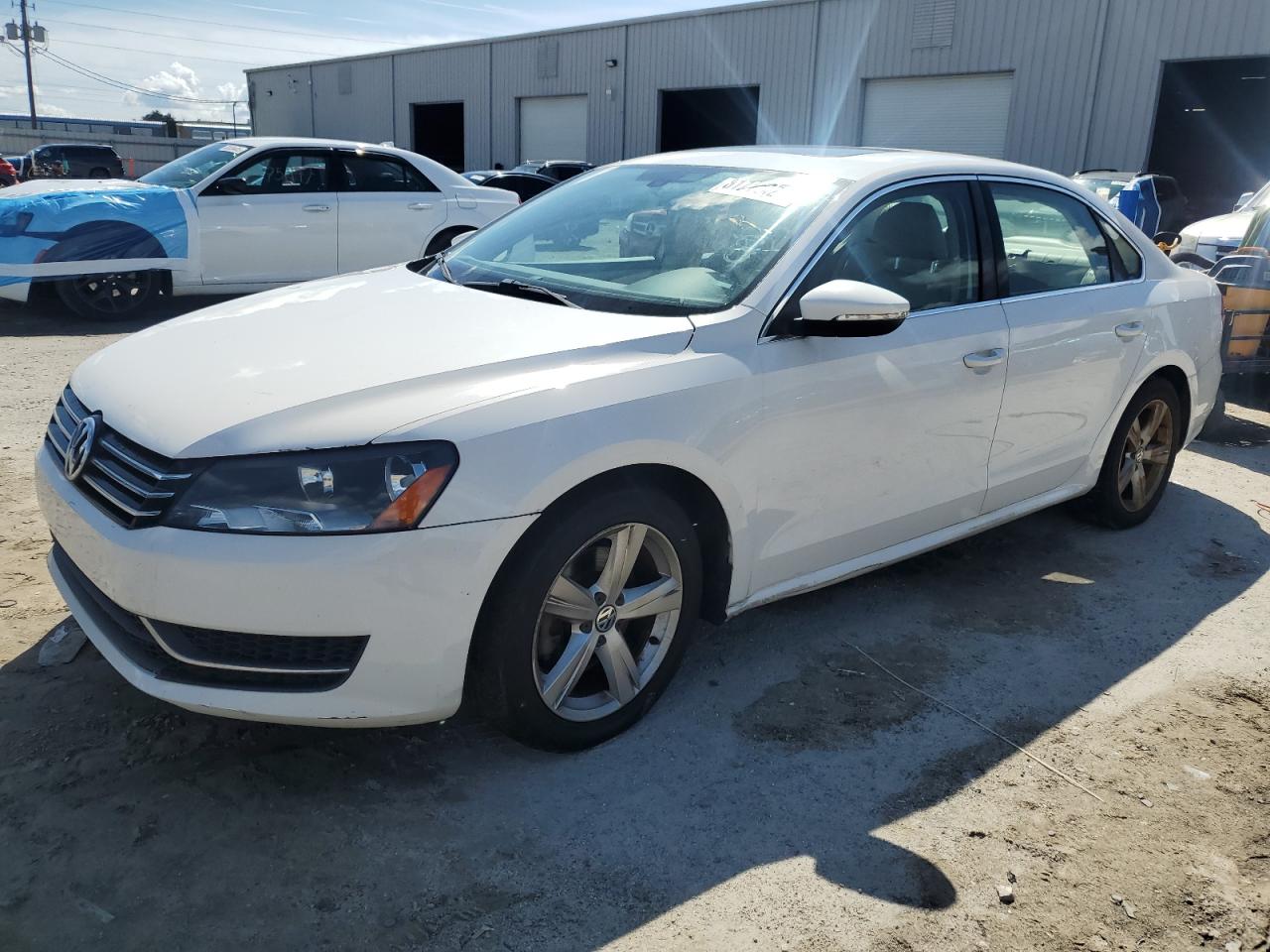 VOLKSWAGEN PASSAT SE 2012