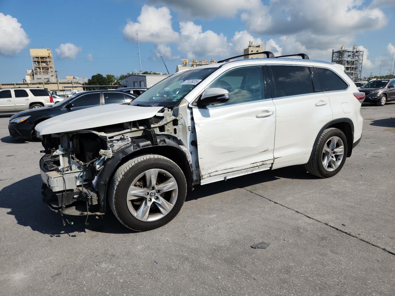 TOYOTA HIGHLANDER 2016