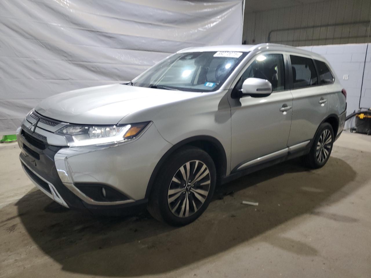 MITSUBISHI OUTLANDER SE 2020