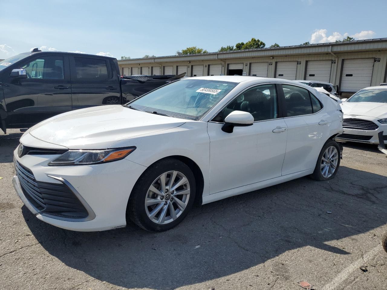 TOYOTA CAMRY LE 2021