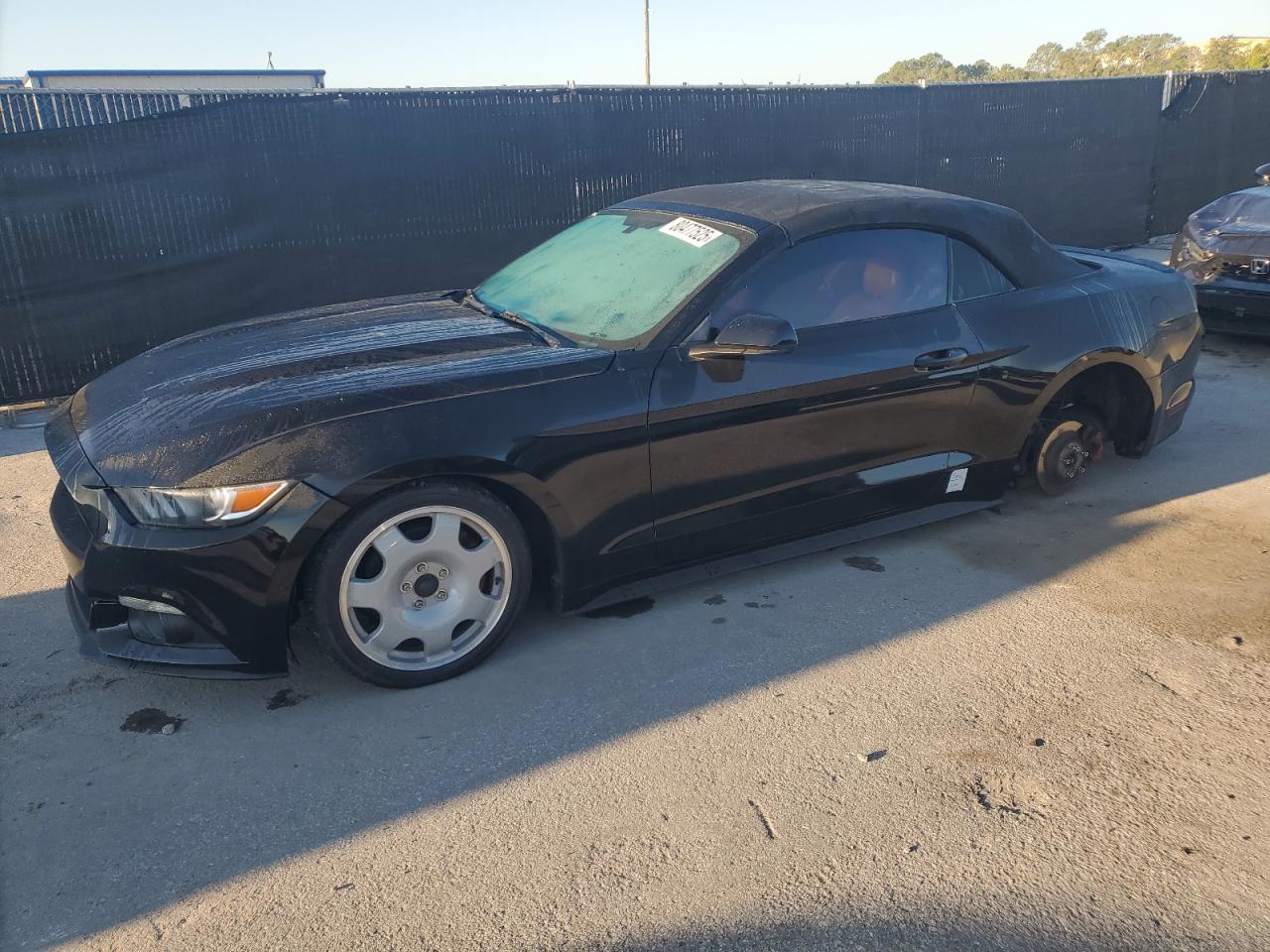 FORD MUSTANG 2015