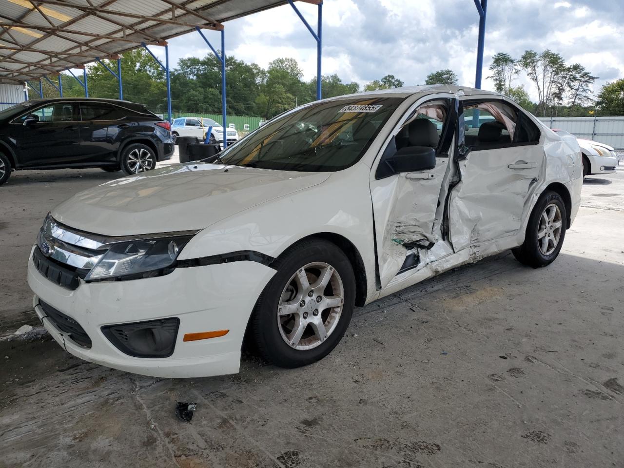 FORD FUSION S 2010