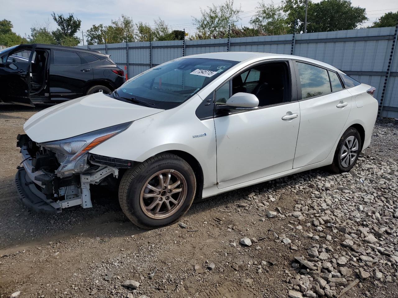 TOYOTA PRIUS 2017