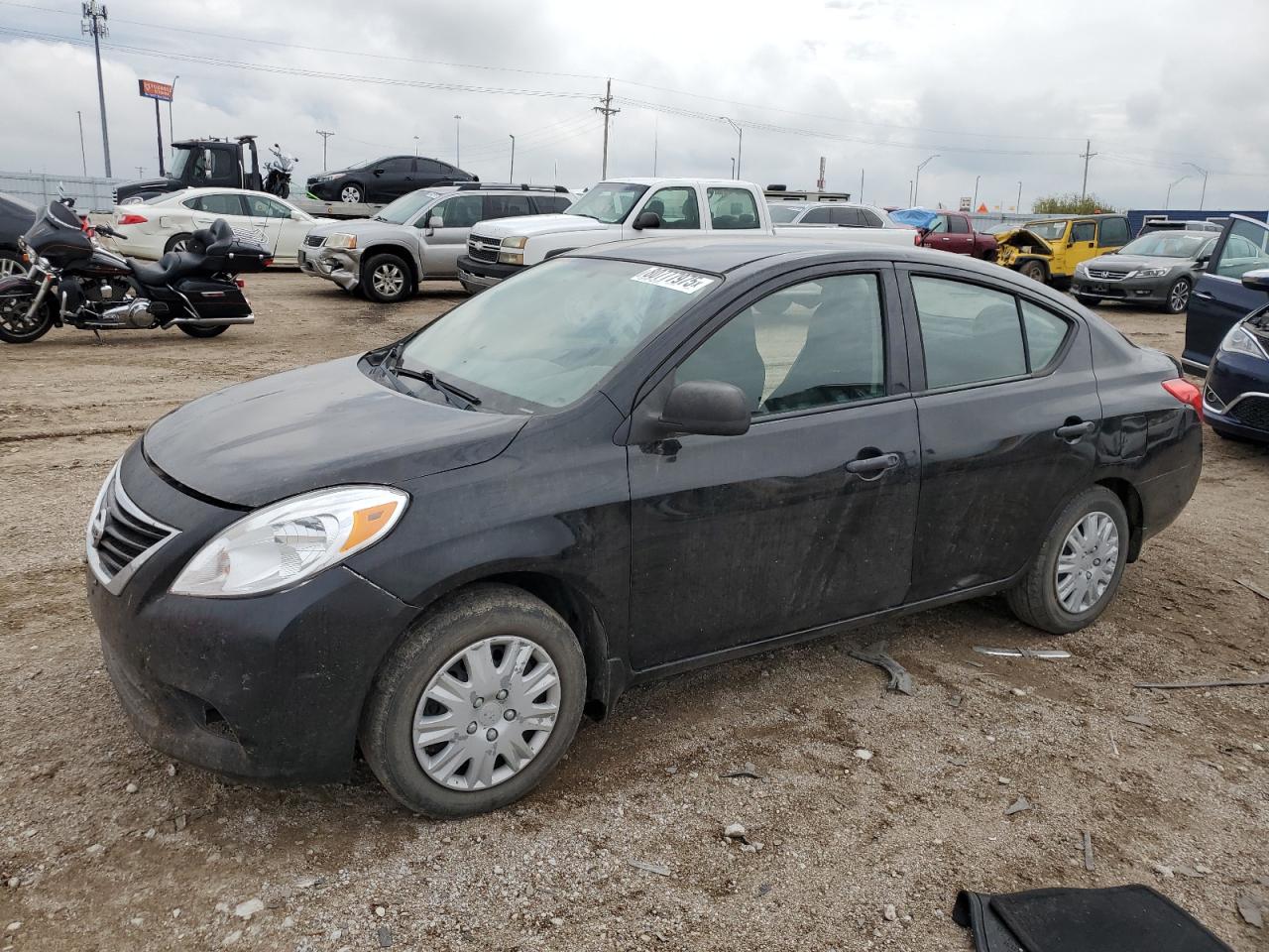 NISSAN VERSA S 2014