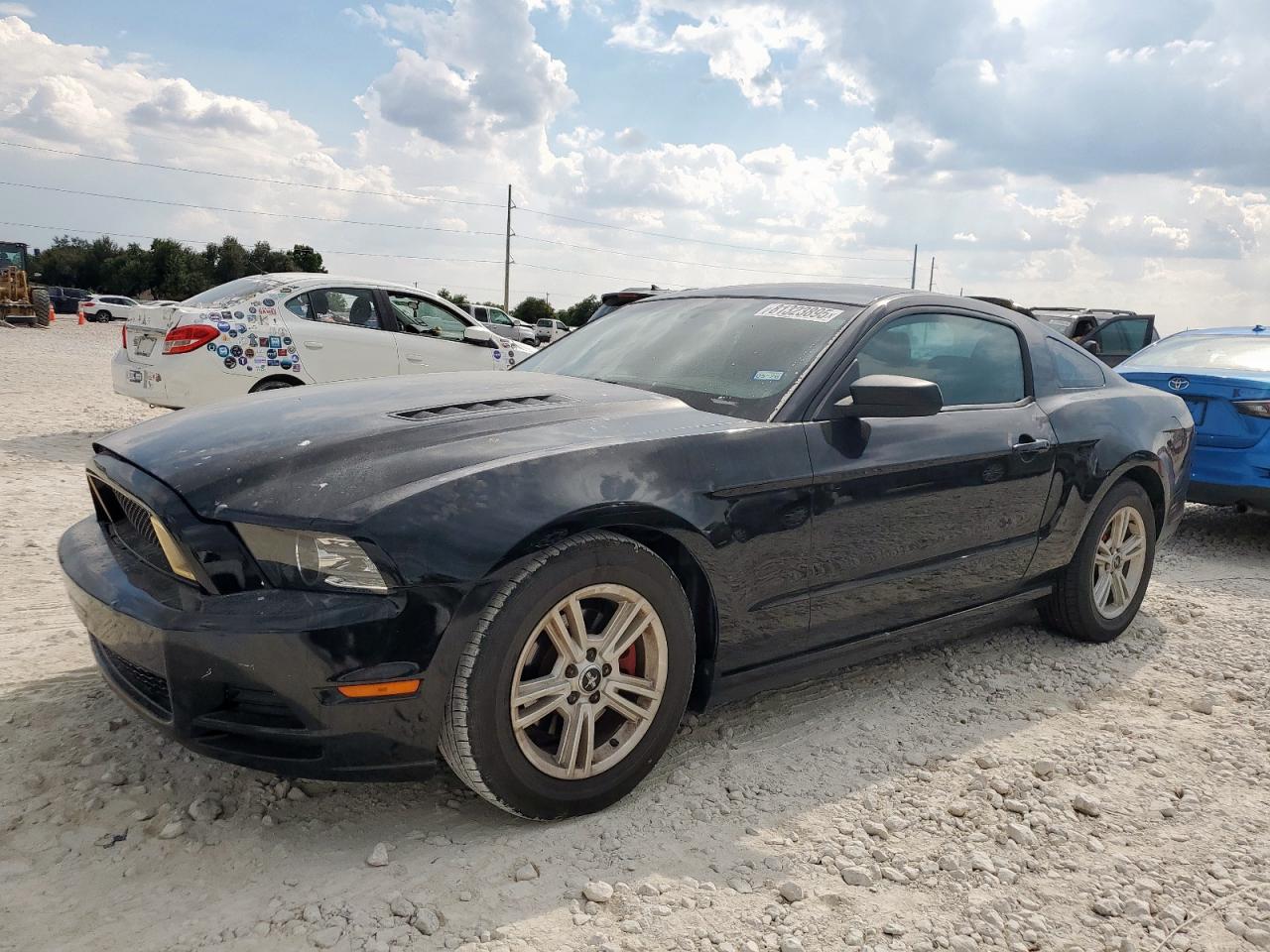 FORD MUSTANG 2014