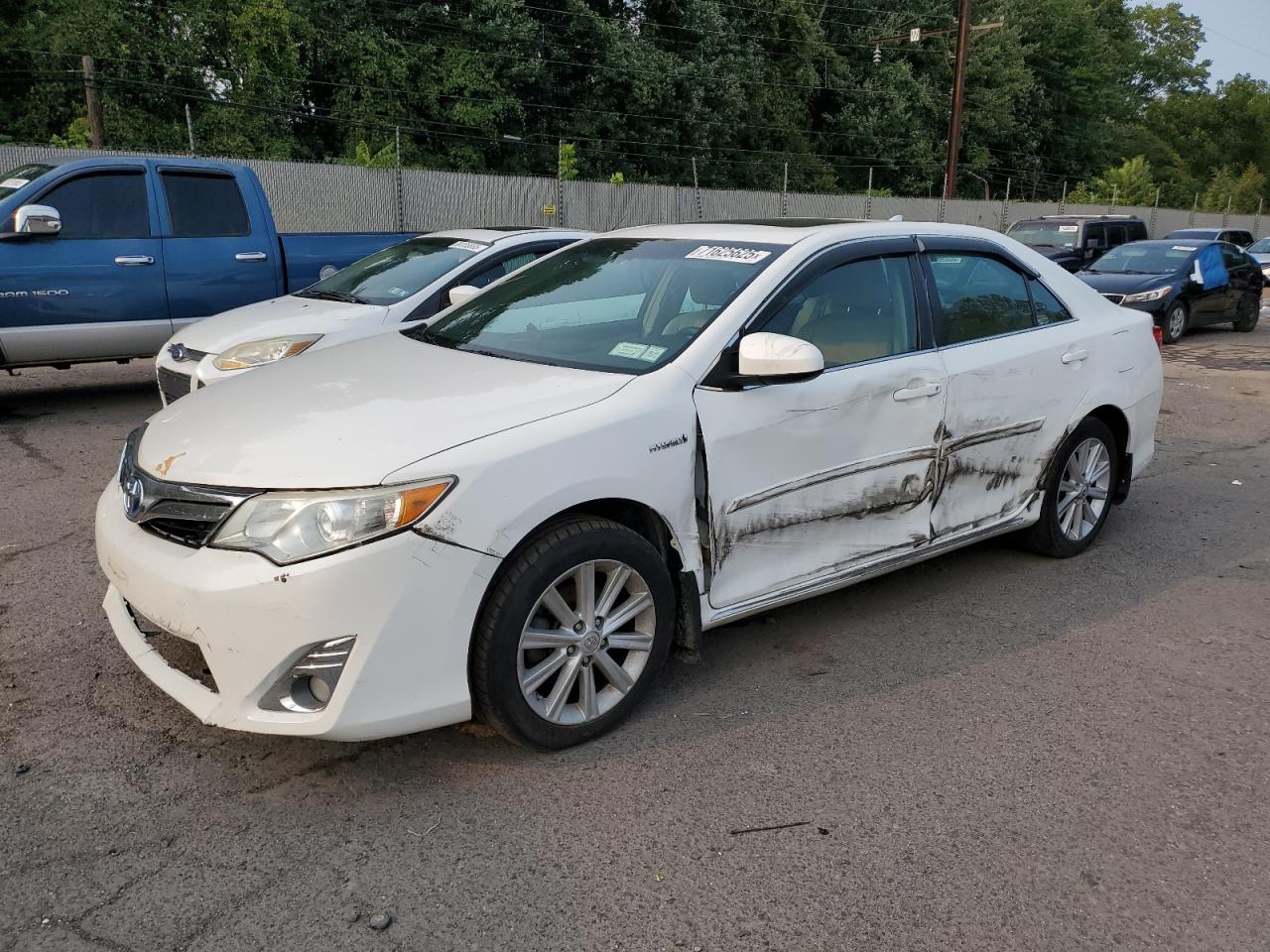 TOYOTA CAMRY 2014