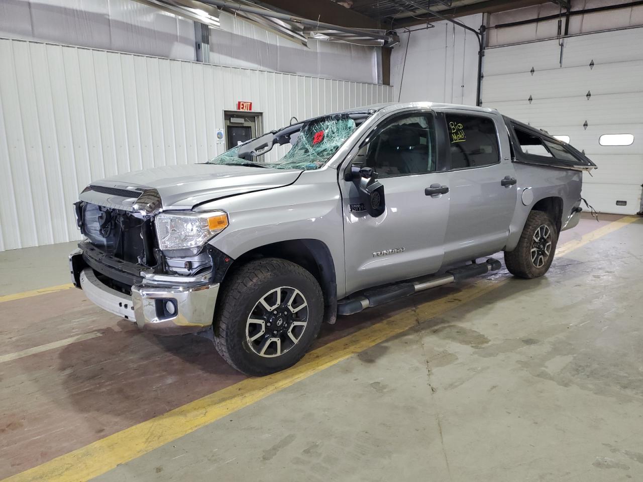 TOYOTA TUNDRA CRE 2017
