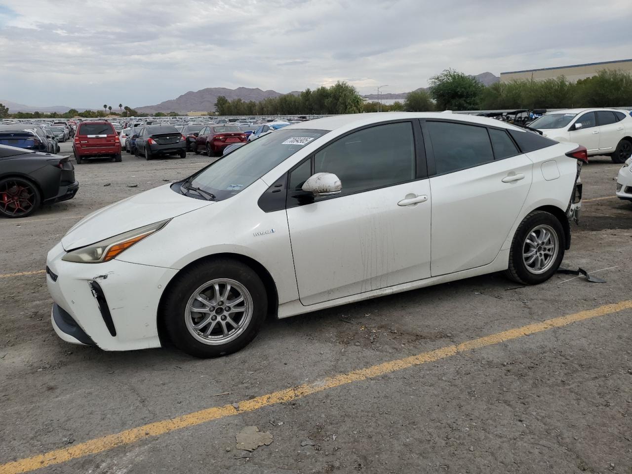TOYOTA PRIUS 2019
