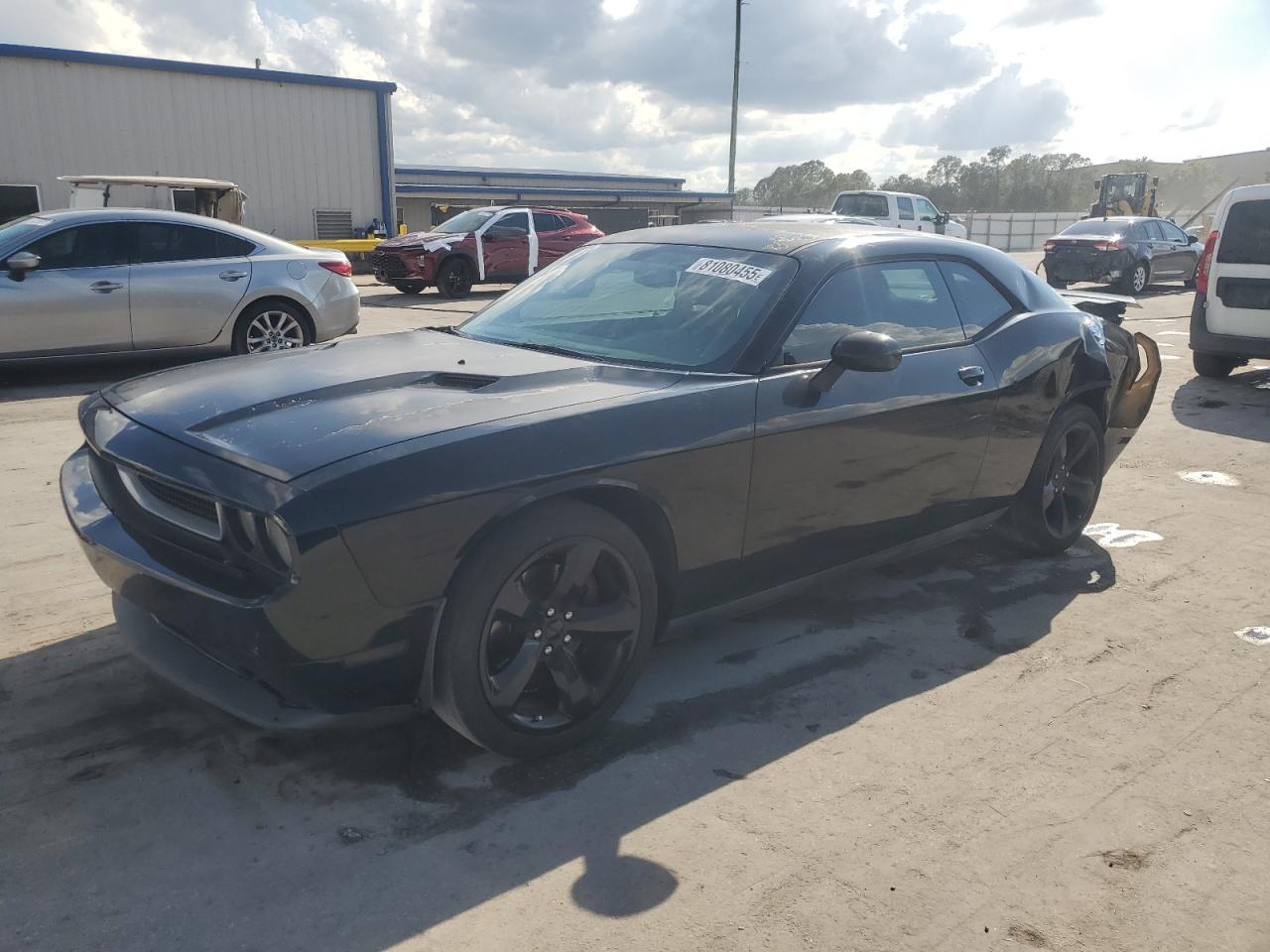 DODGE CHALLENGER 2013
