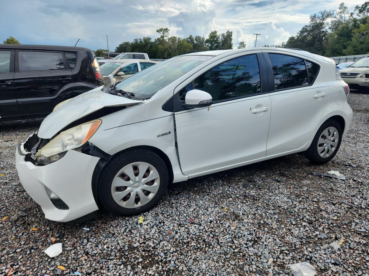 TOYOTA PRIUS C 2012