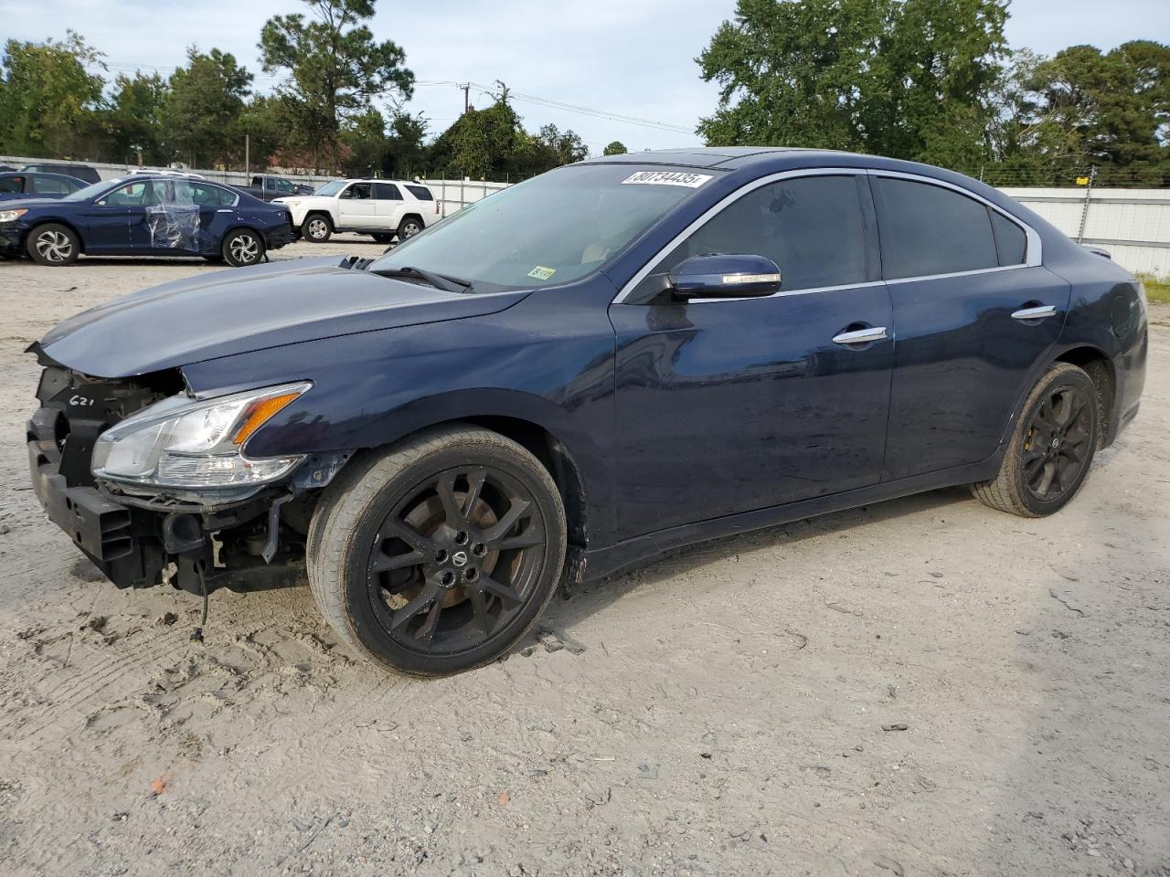 NISSAN MAXIMA 2014