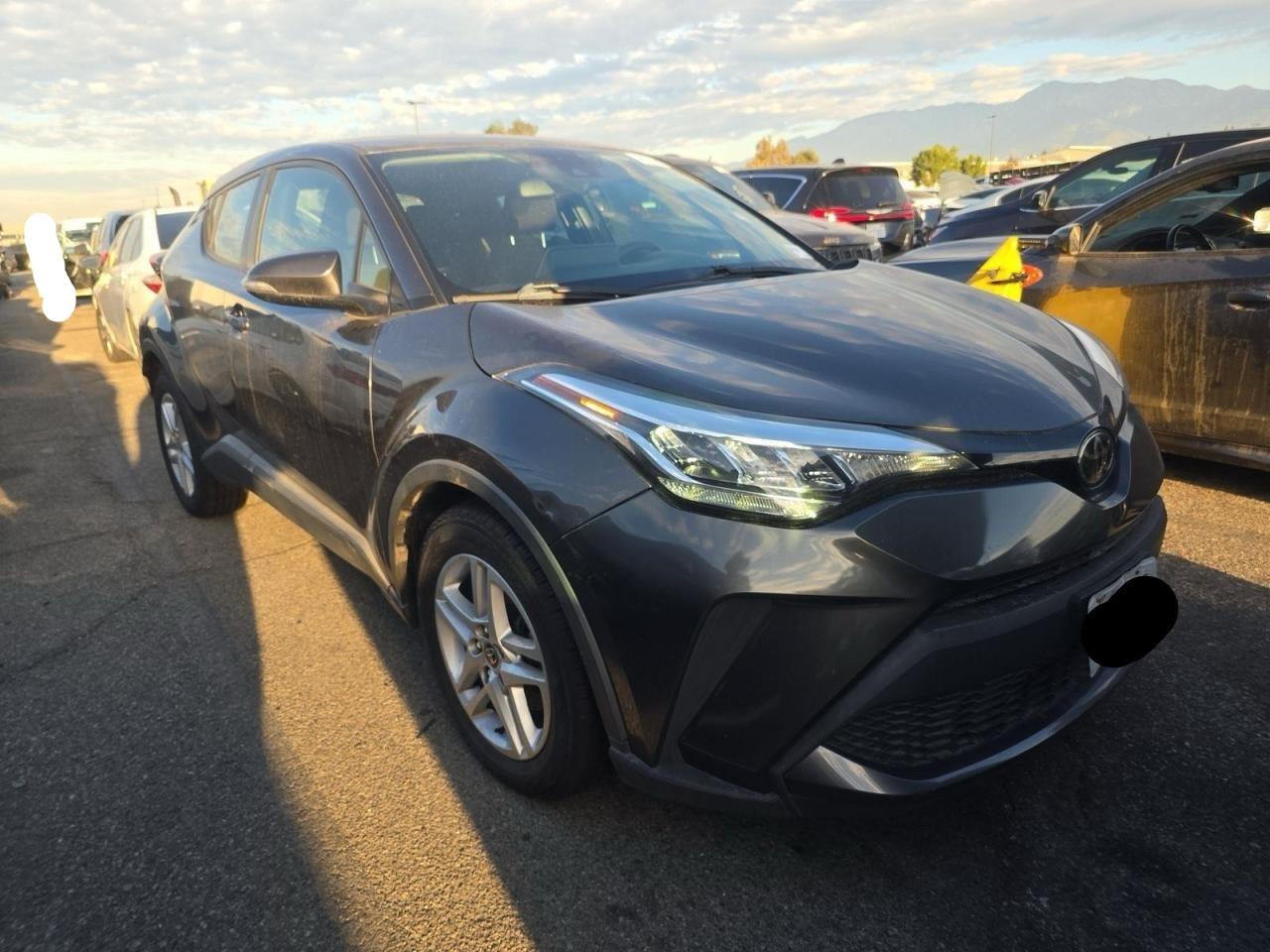 TOYOTA C-HR XLE 2020