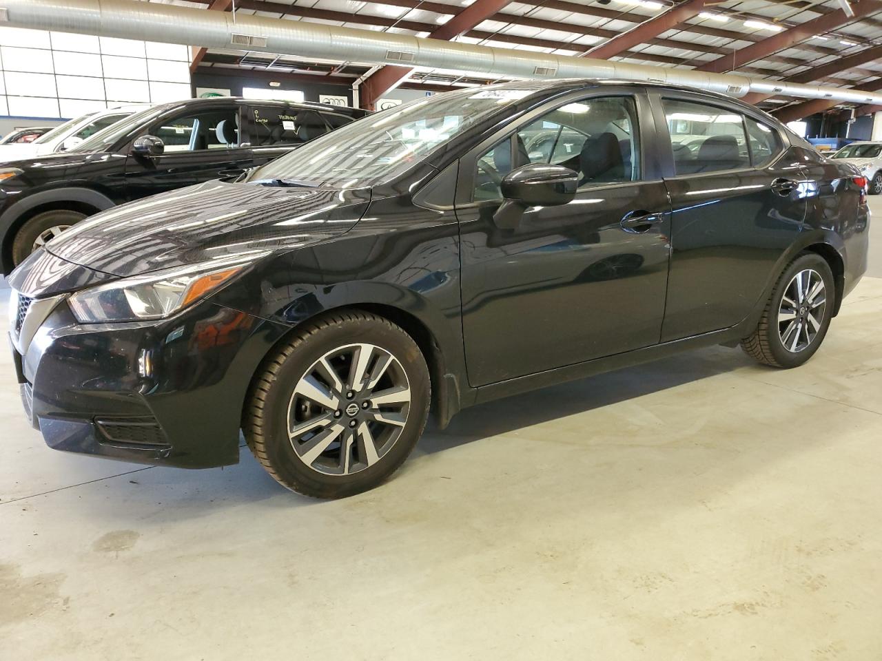 NISSAN VERSA SV 2021