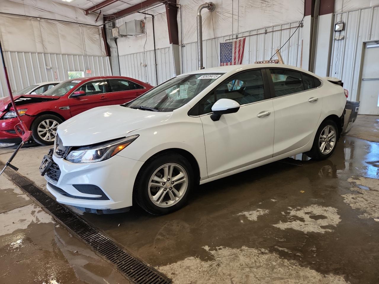 CHEVROLET CRUZE 2018