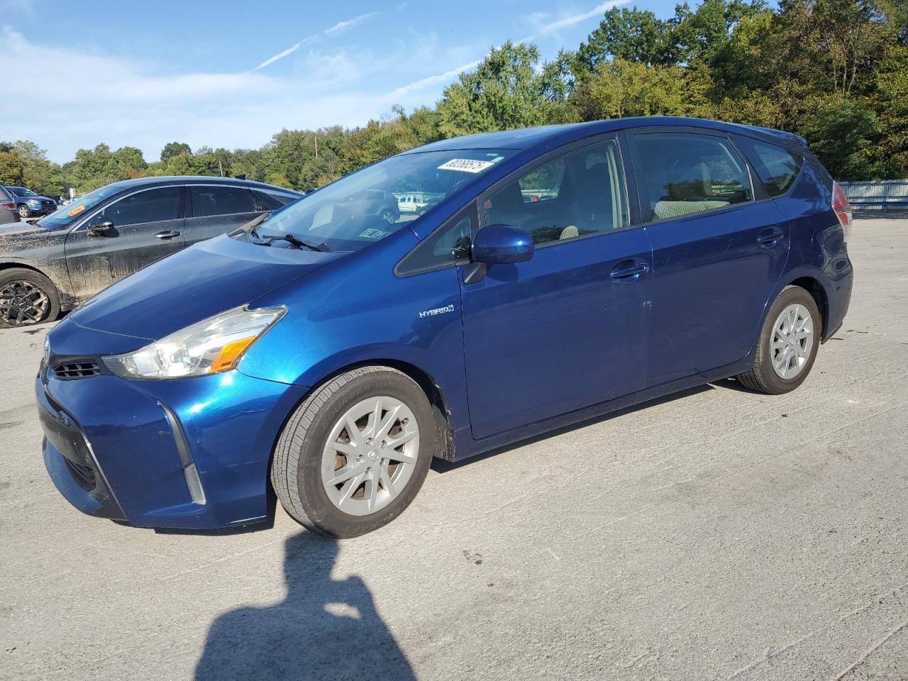TOYOTA PRIUS V 2015