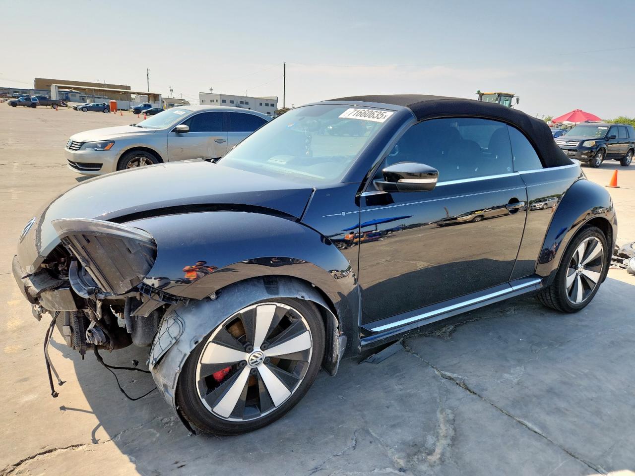 VOLKSWAGEN BEETLE TUR 2013