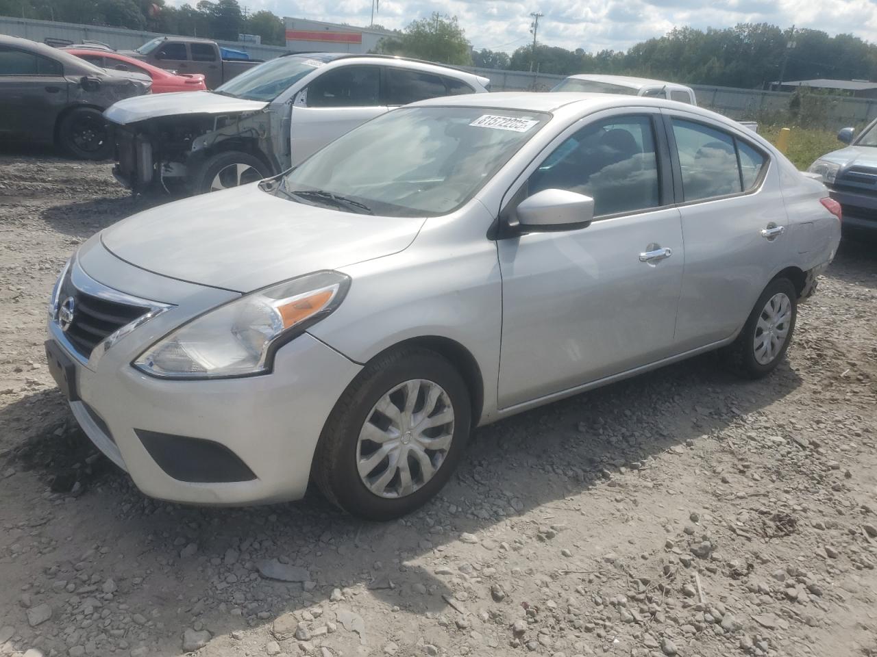 NISSAN VERSA 2019