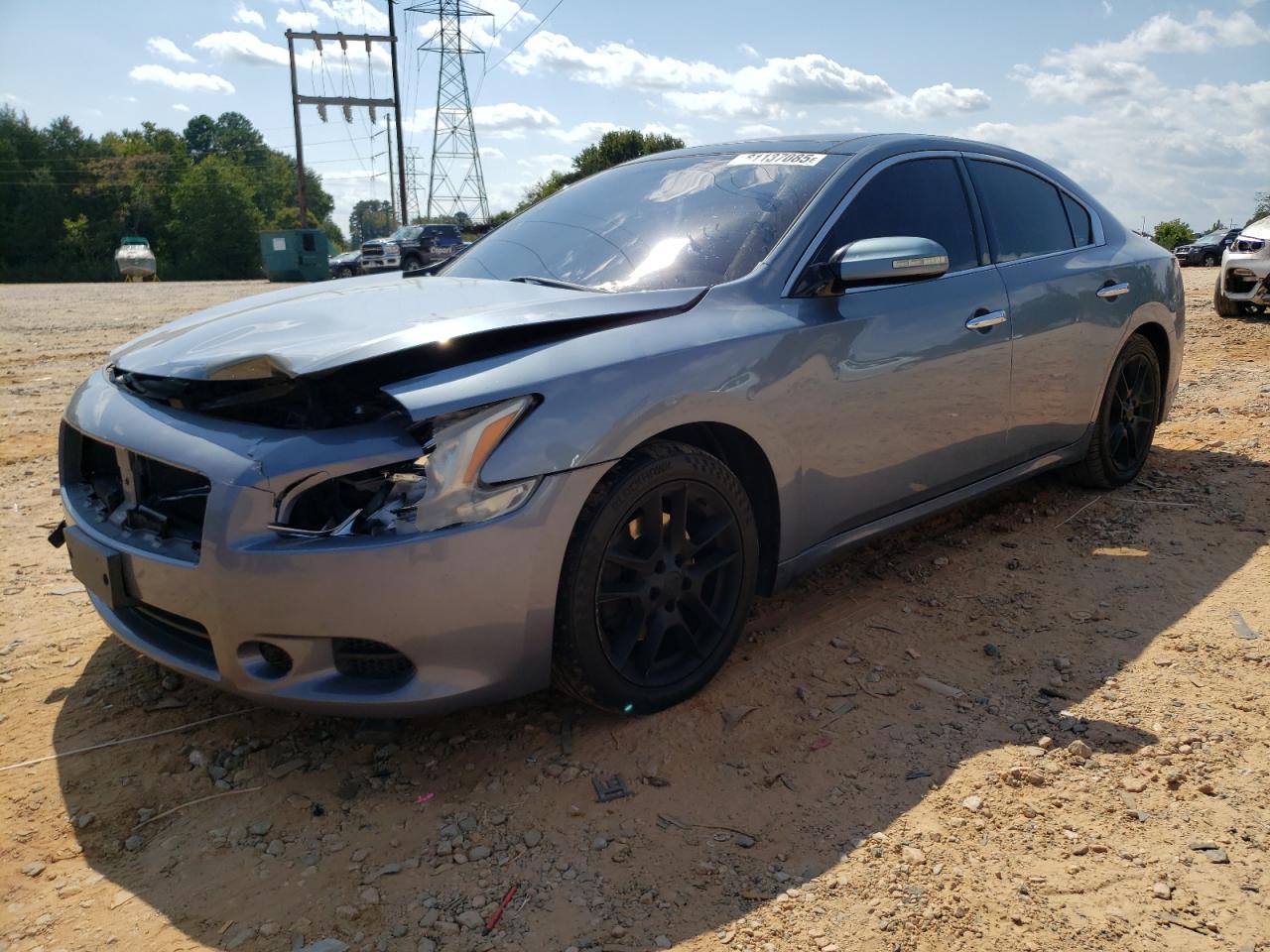 NISSAN MAXIMA 2011