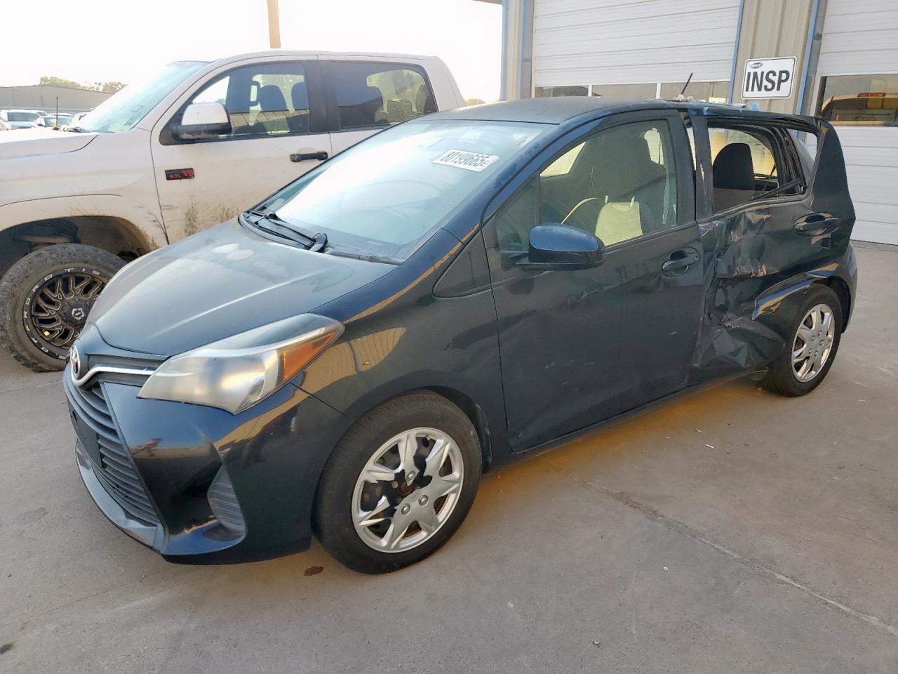 TOYOTA YARIS L 2017