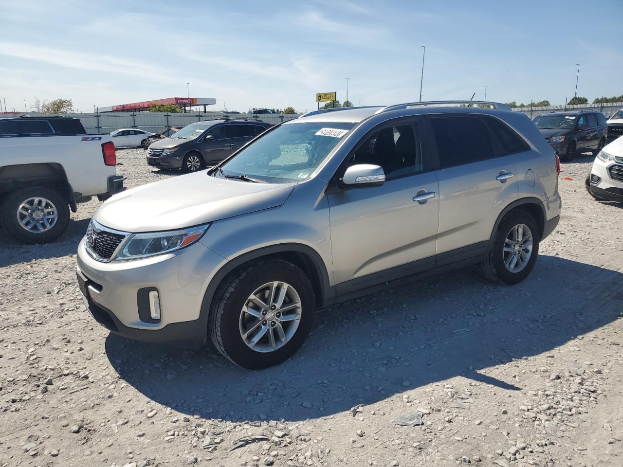 KIA SORENTO LX 2015