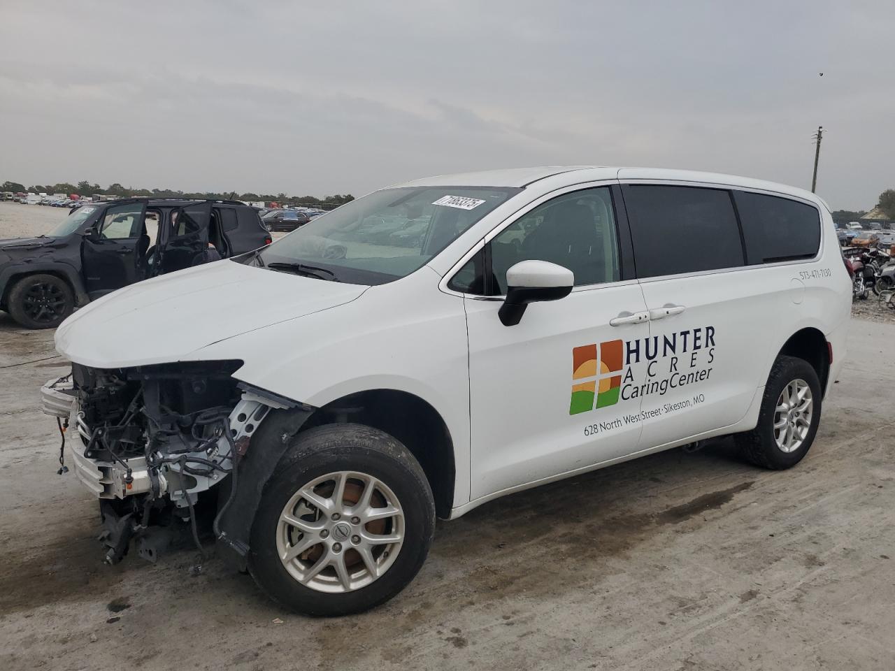 CHRYSLER VOYAGER LX 2022