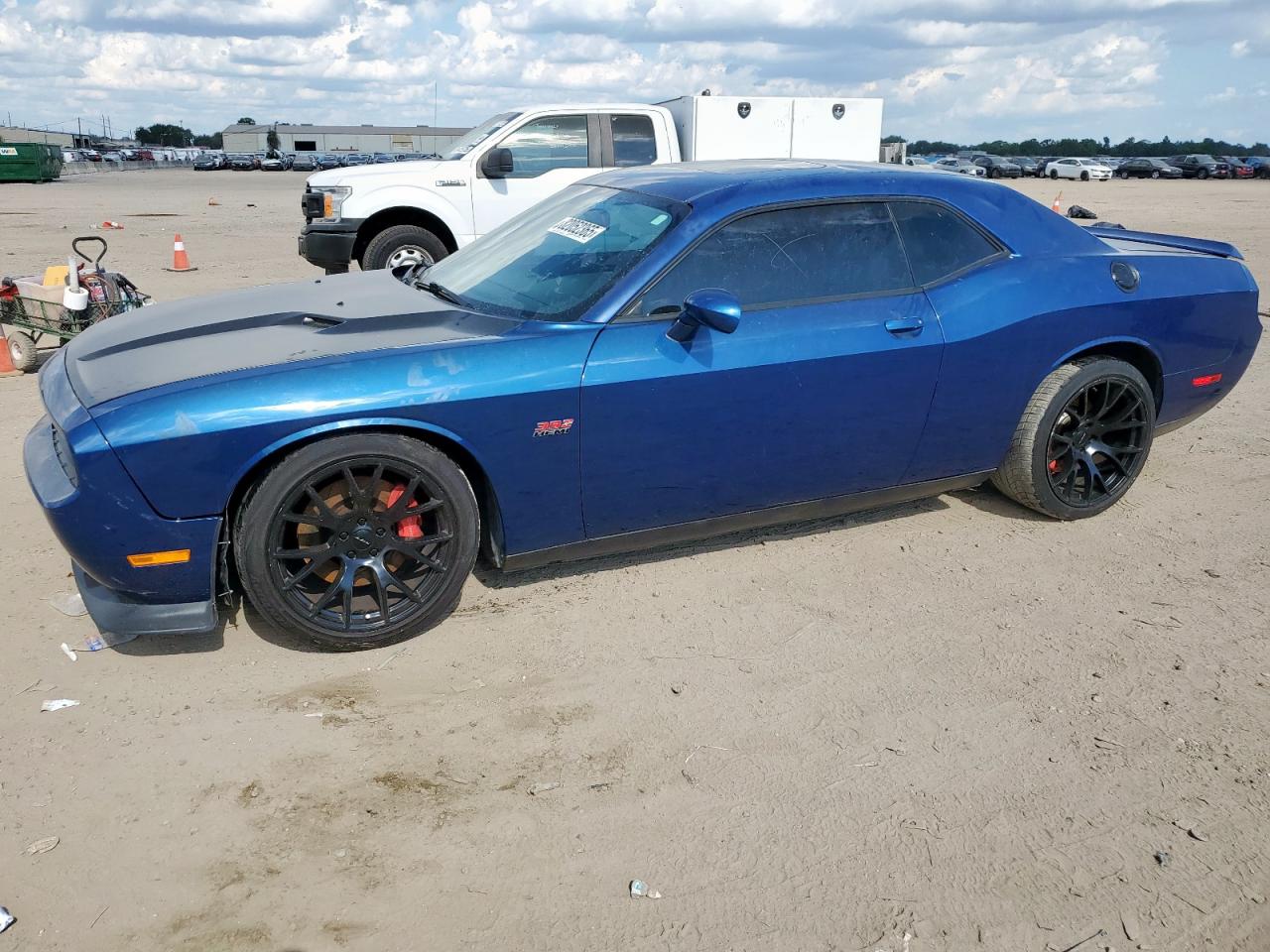 DODGE CHALLENGER 2011