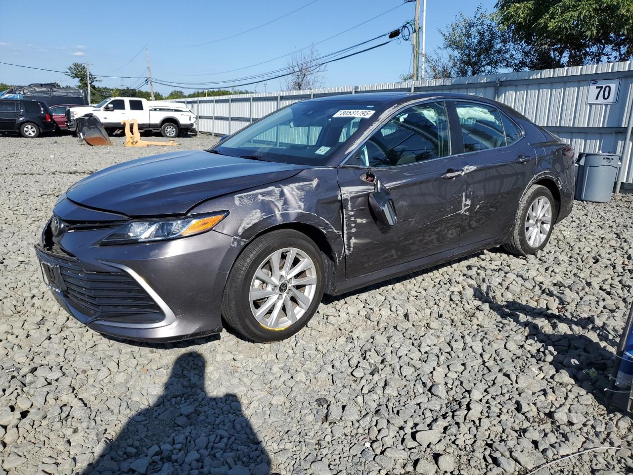 TOYOTA CAMRY LE 2022