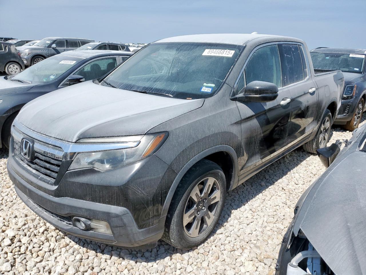 HONDA RIDGELINE 2017