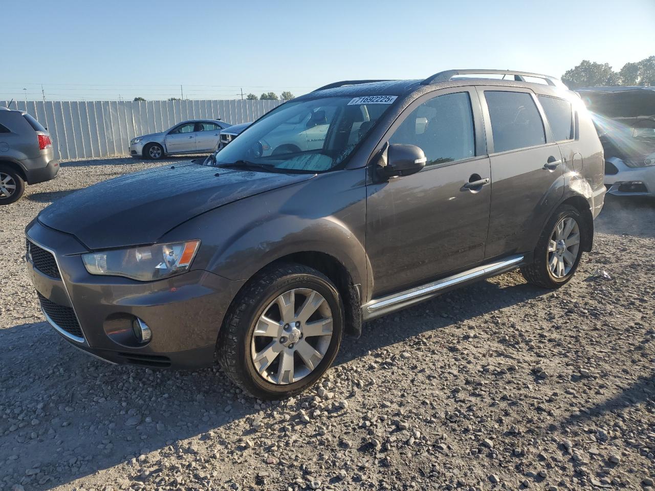 MITSUBISHI OUTLANDER 2010