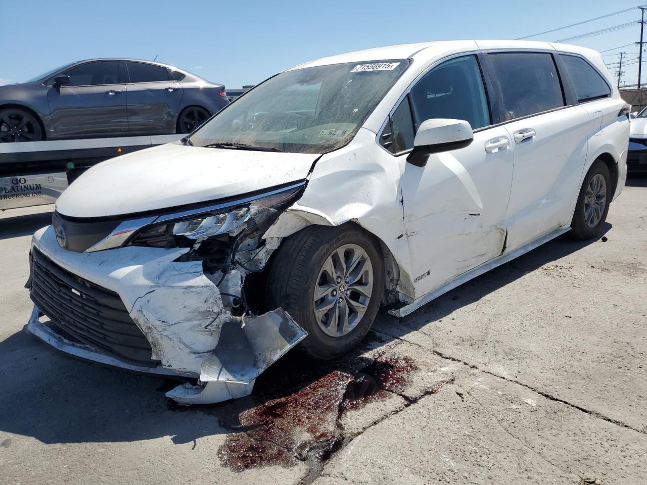 TOYOTA SIENNA 2021