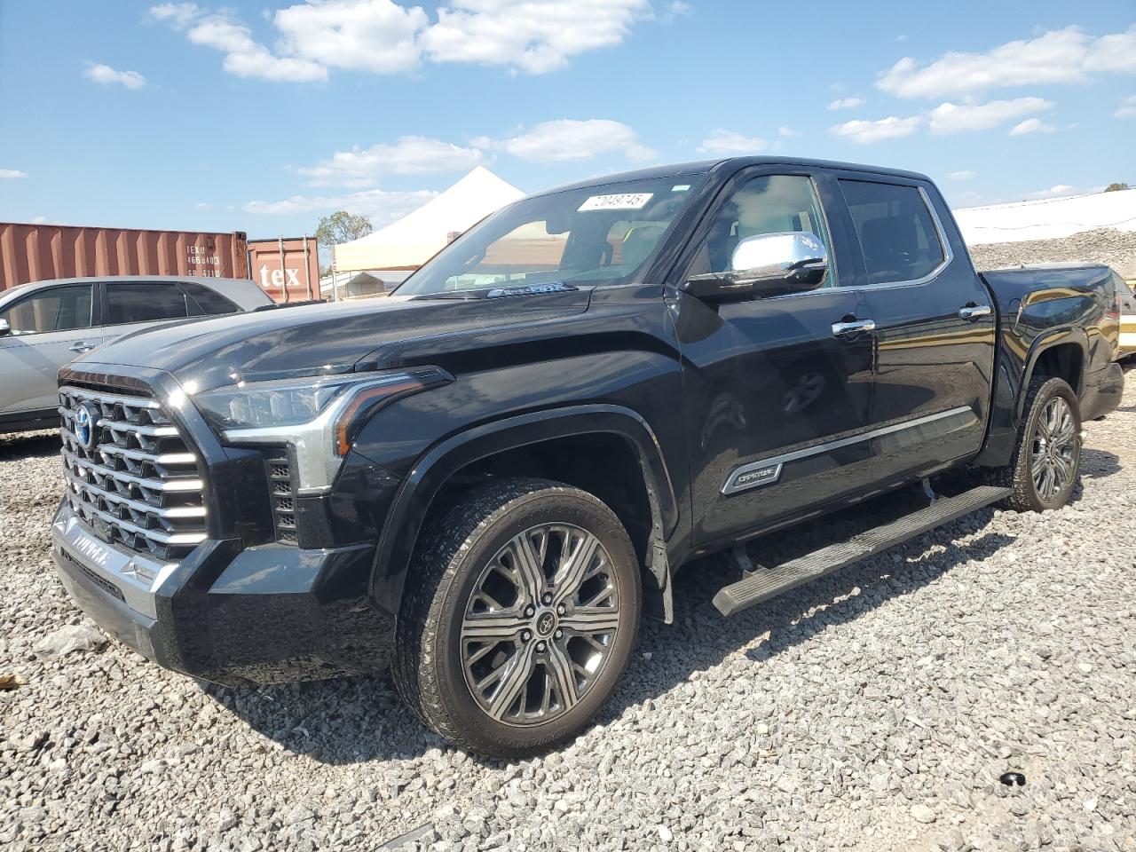 TOYOTA TUNDRA CRE 2024