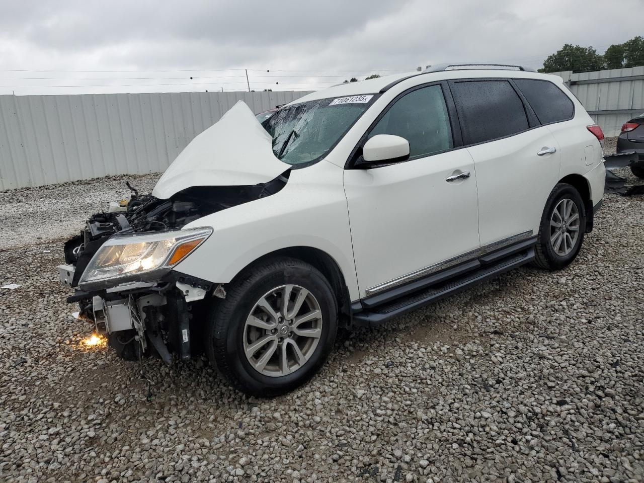 NISSAN PATHFINDER 2014