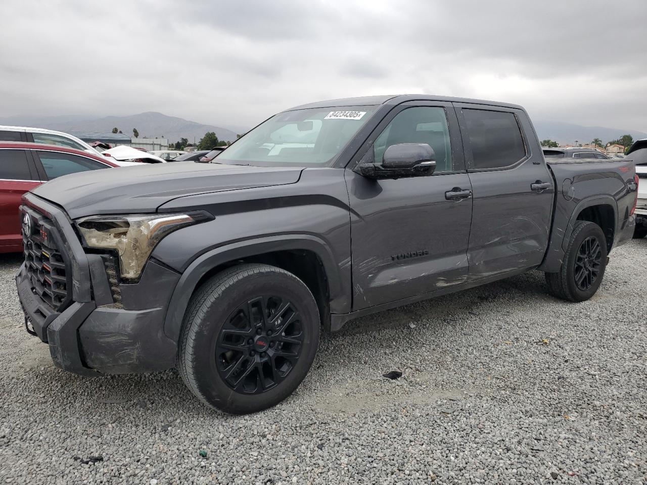 TOYOTA TUNDRA CRE 2024