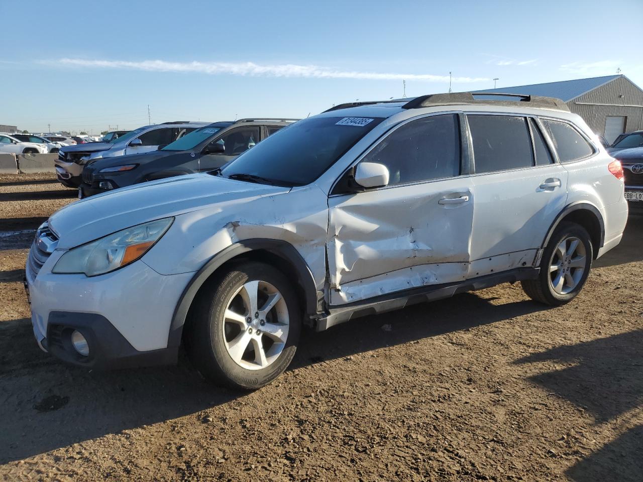 SUBARU OUTBACK 2. 2013