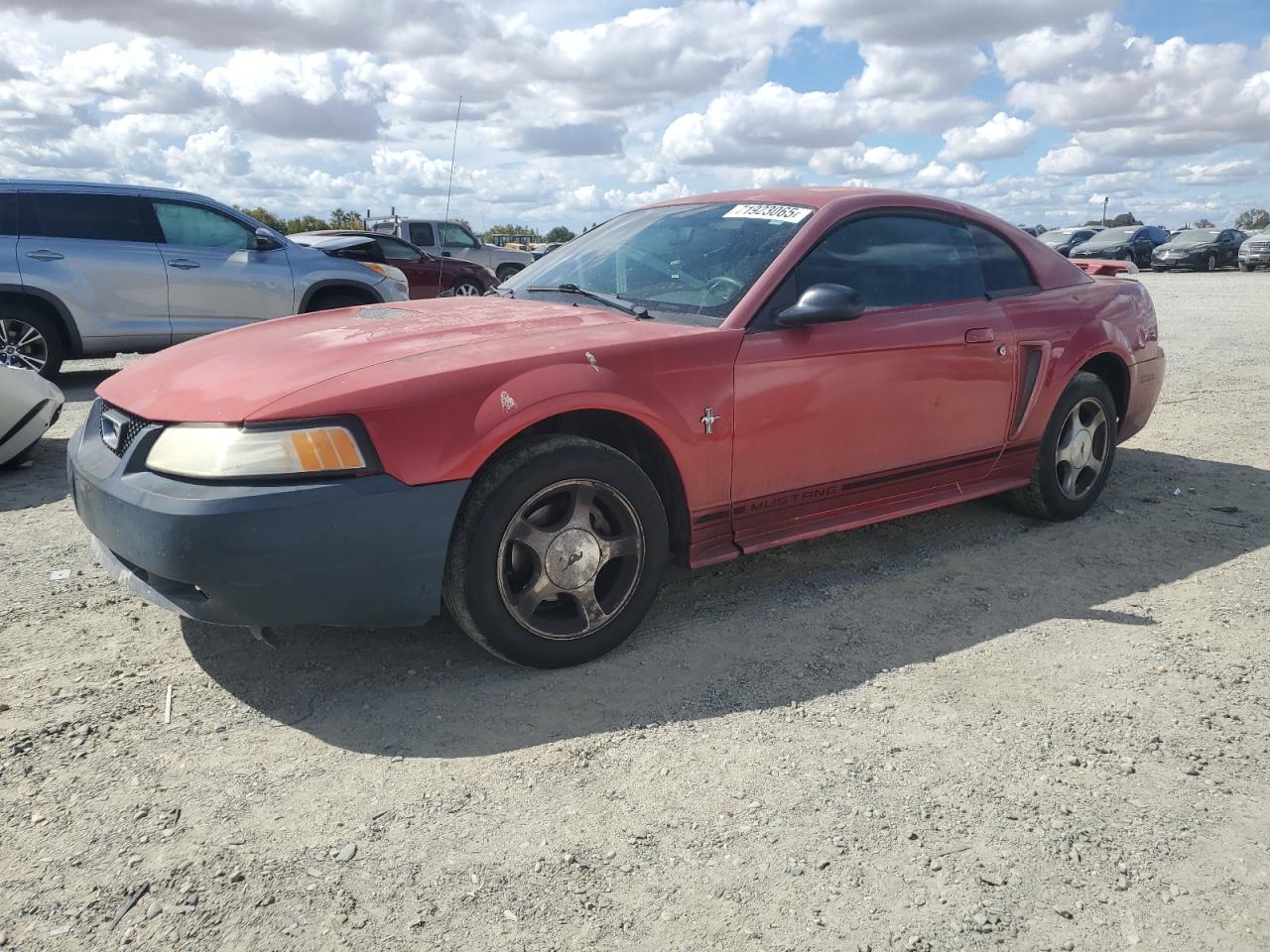 FORD MUSTANG 2001